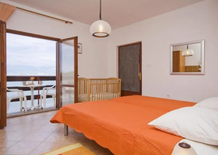 Burela بيت ضيافة نين