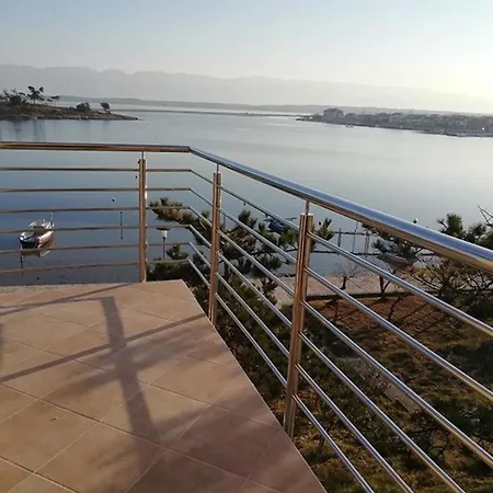 Burela Guest house Nin