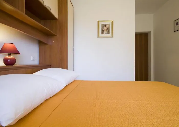 Гостевой дом Burela 3*