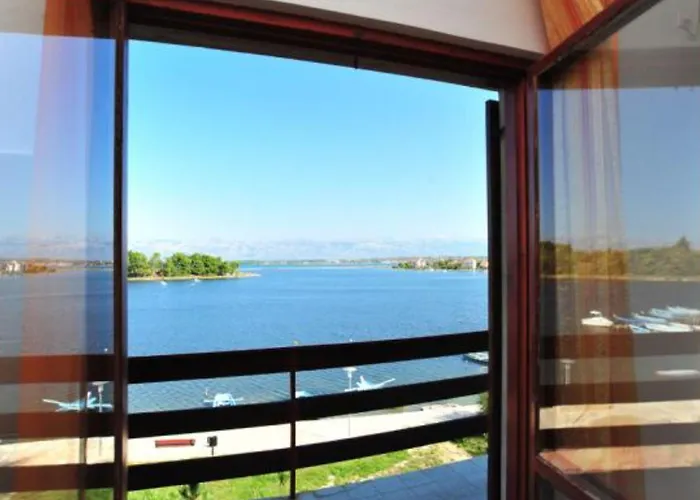 Гостевой дом Burela 3*